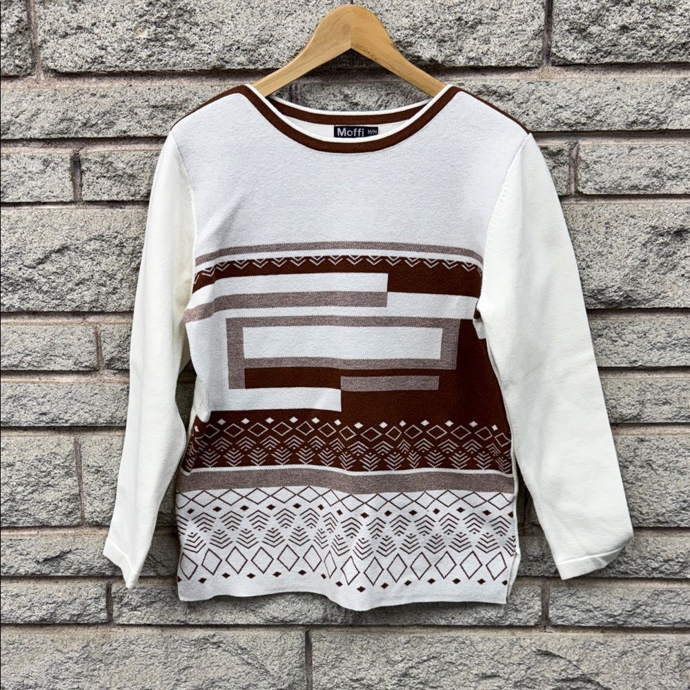 Moffi Women's Geometric Brown and White Sweater